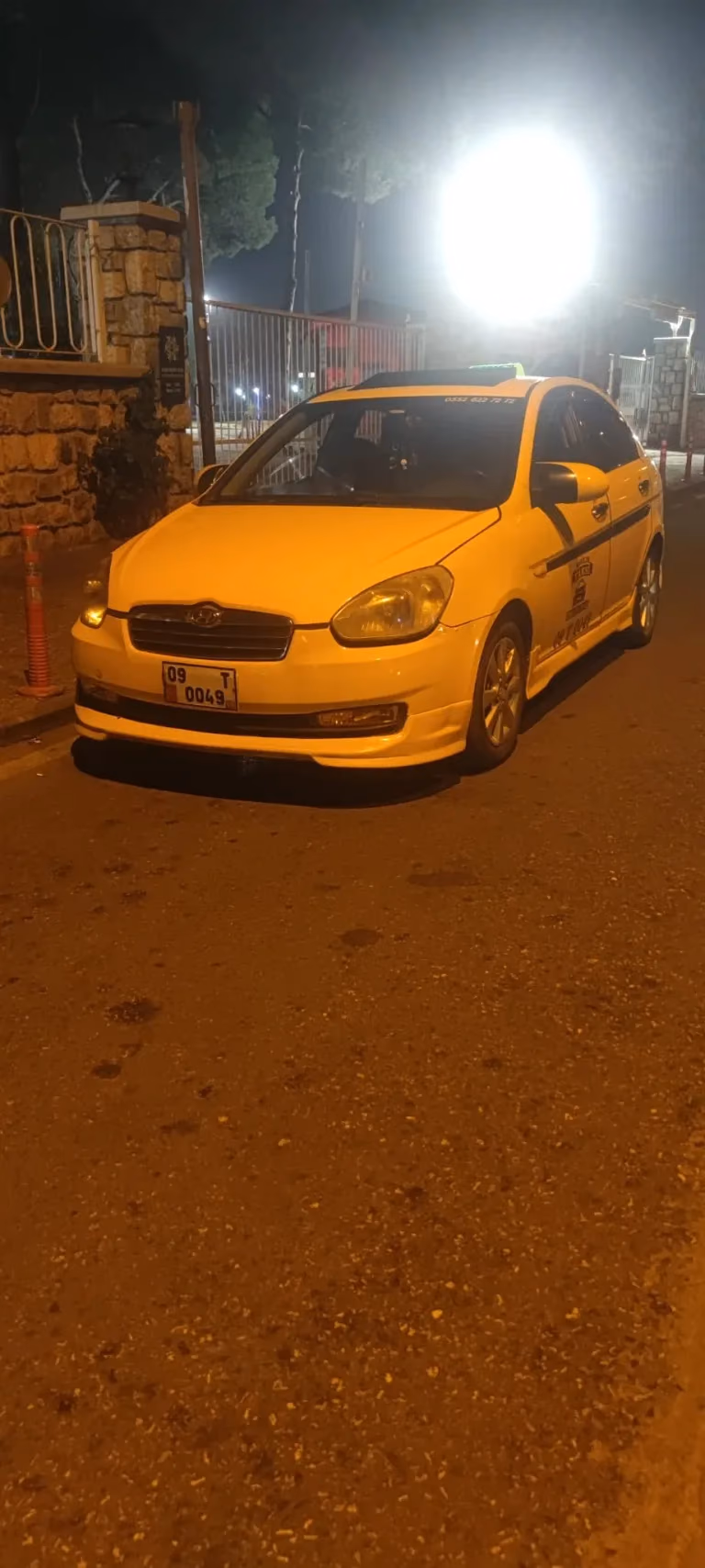 Aydın Taksi 724, gece site girişi